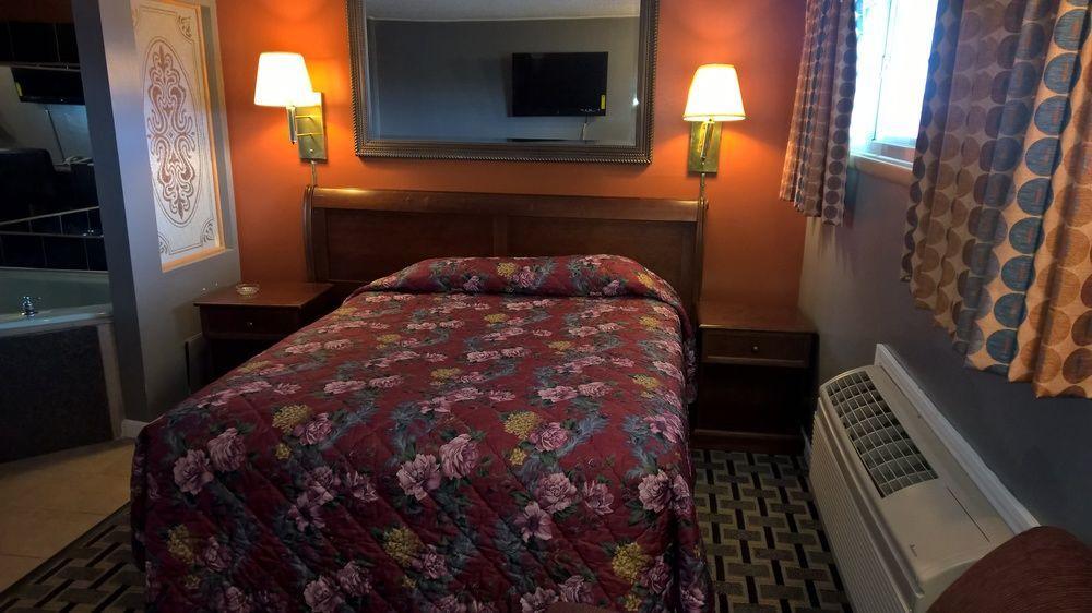 Economy Inn Marshalltown Zewnętrze zdjęcie