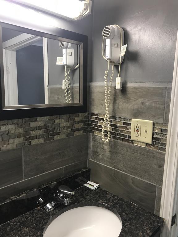Economy Inn Marshalltown Zewnętrze zdjęcie