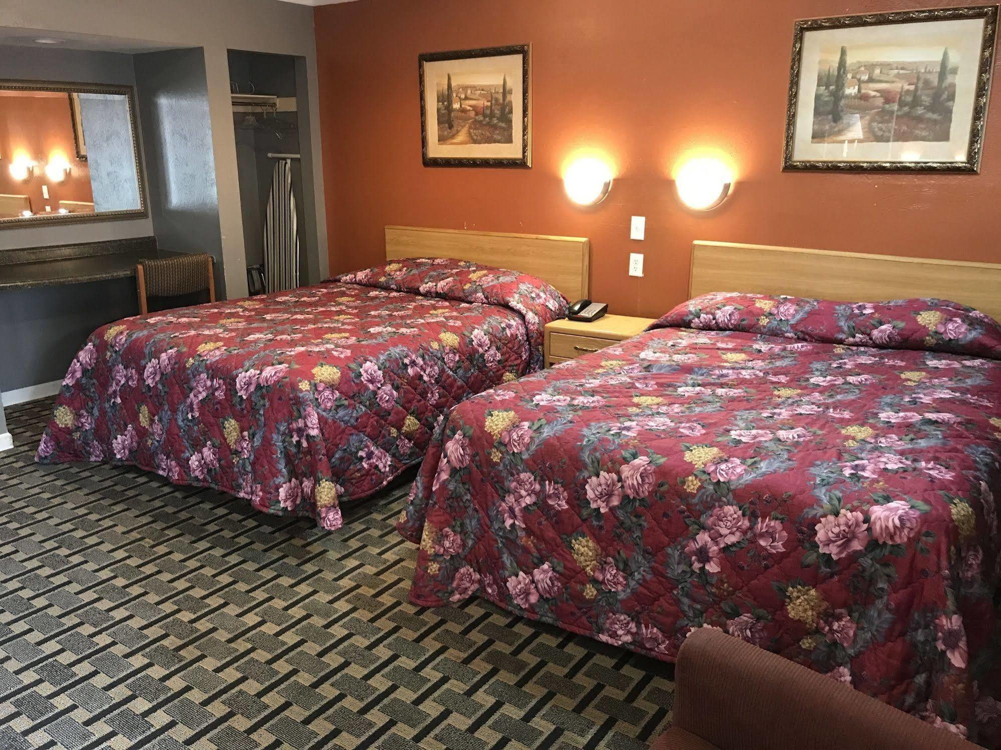 Economy Inn Marshalltown Zewnętrze zdjęcie