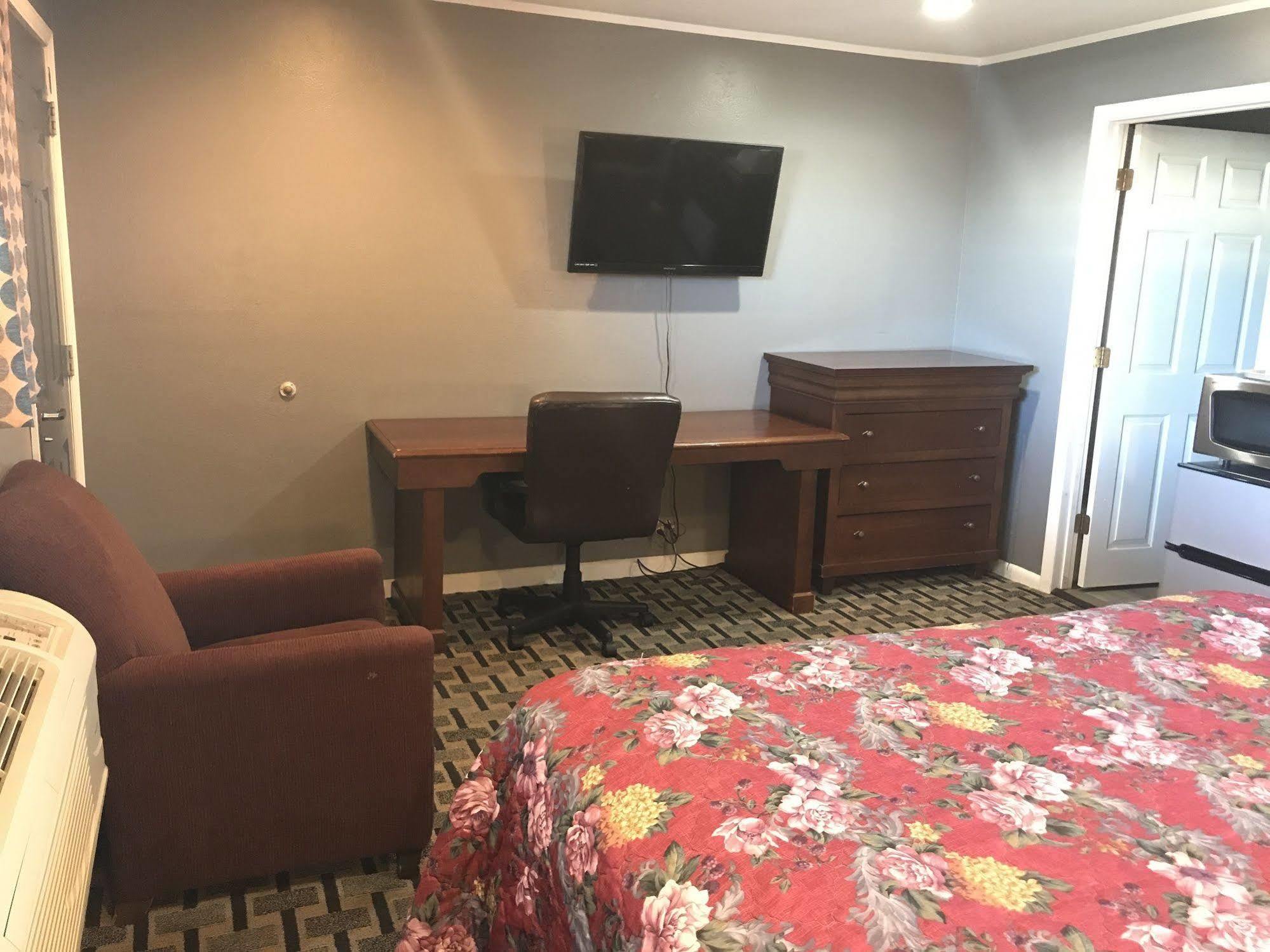Economy Inn Marshalltown Zewnętrze zdjęcie